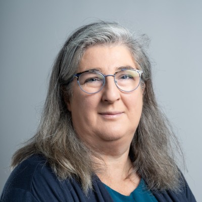 Alexandra van den Doel